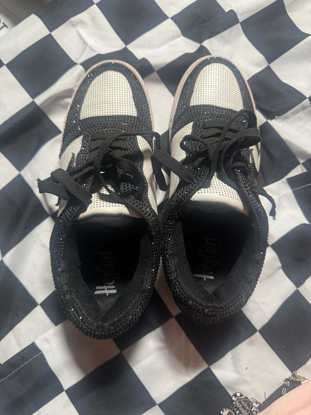 Hey Girl Legendary Size 8 Black White Rhinestone Star Sneakers